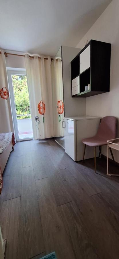 Apartments Villa Milenka Novalja Eksteriør bilde